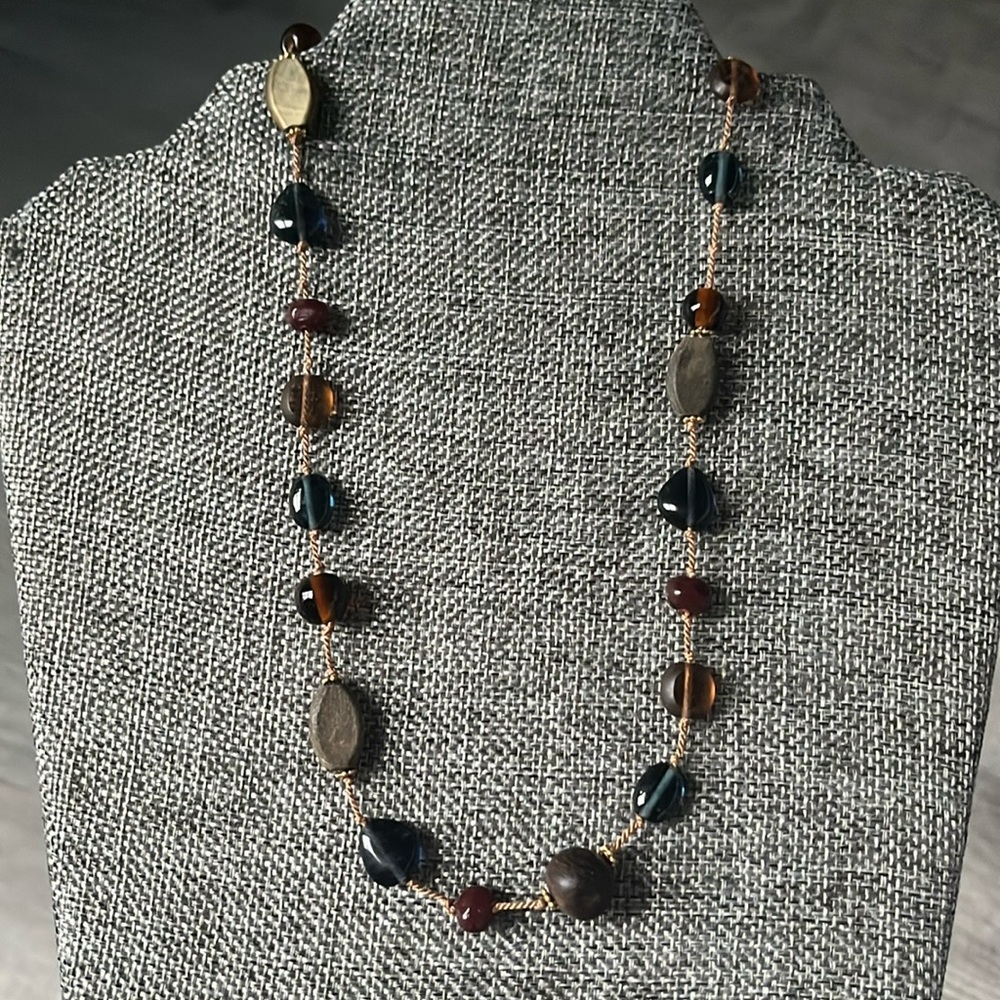 Glass wooden blue brown beaded beads necklace brass tone toggle choker